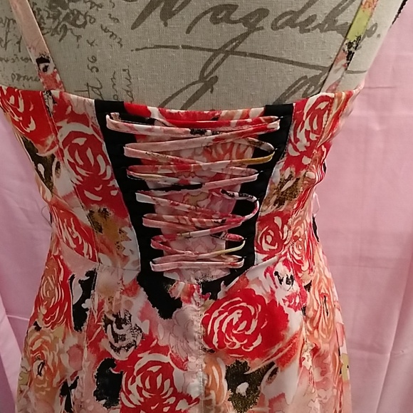 Candies printed sundress Sz 7 - Picture 3 of 8